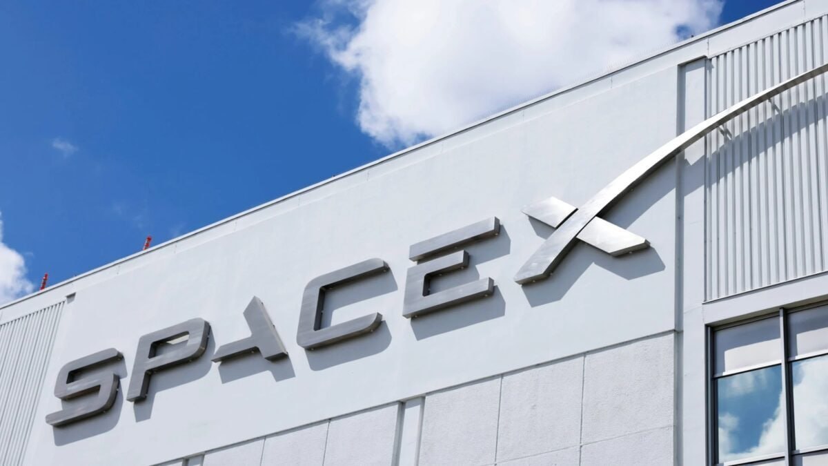 SpaceX подала документы для проведения IPO