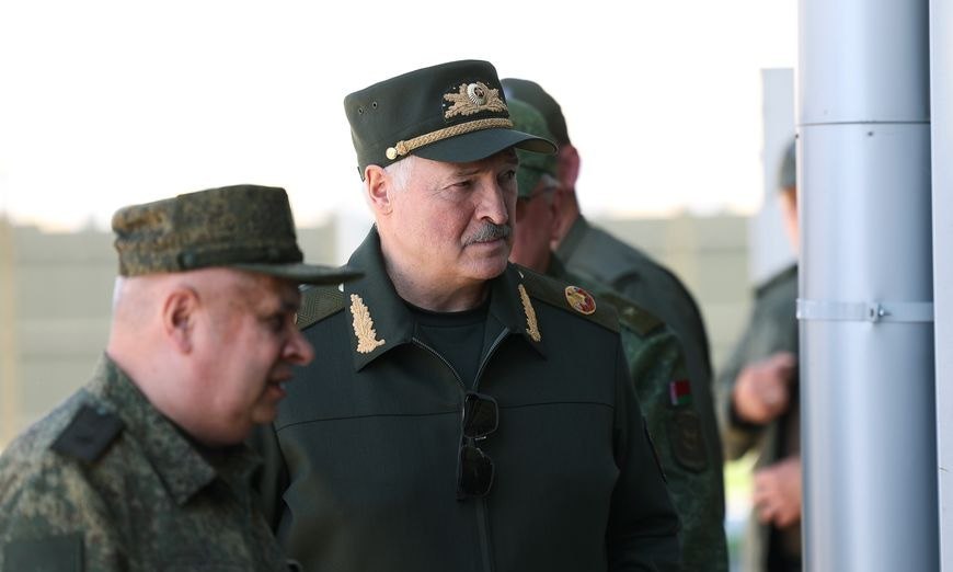Лукашенко признался в давней мечте об «Искандер-М»