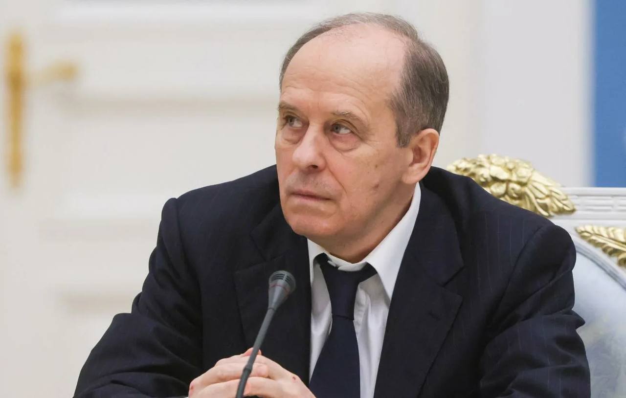 Группировка «Вилаят Хорасан» вербует трудовых мигрантов, заявил директор ФСБ России Александр Бортников.