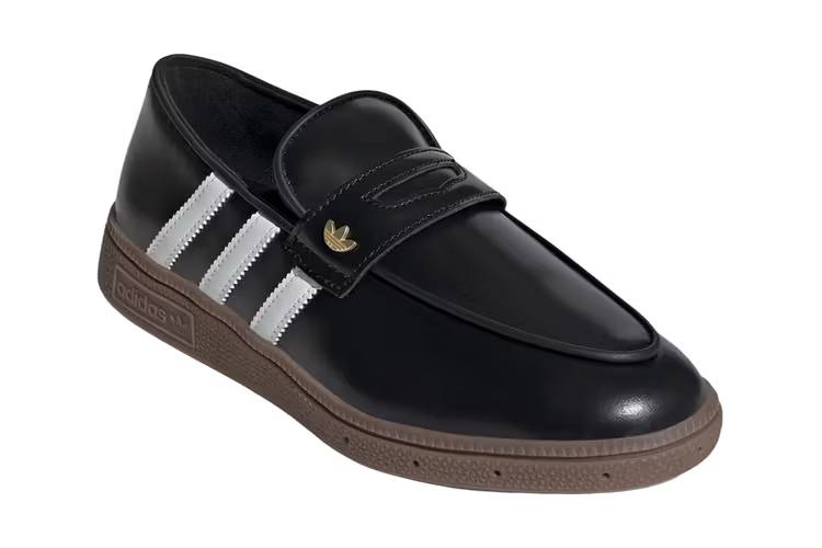 Adidas превратил культовые кеды 1979 года в туфли-лоферы