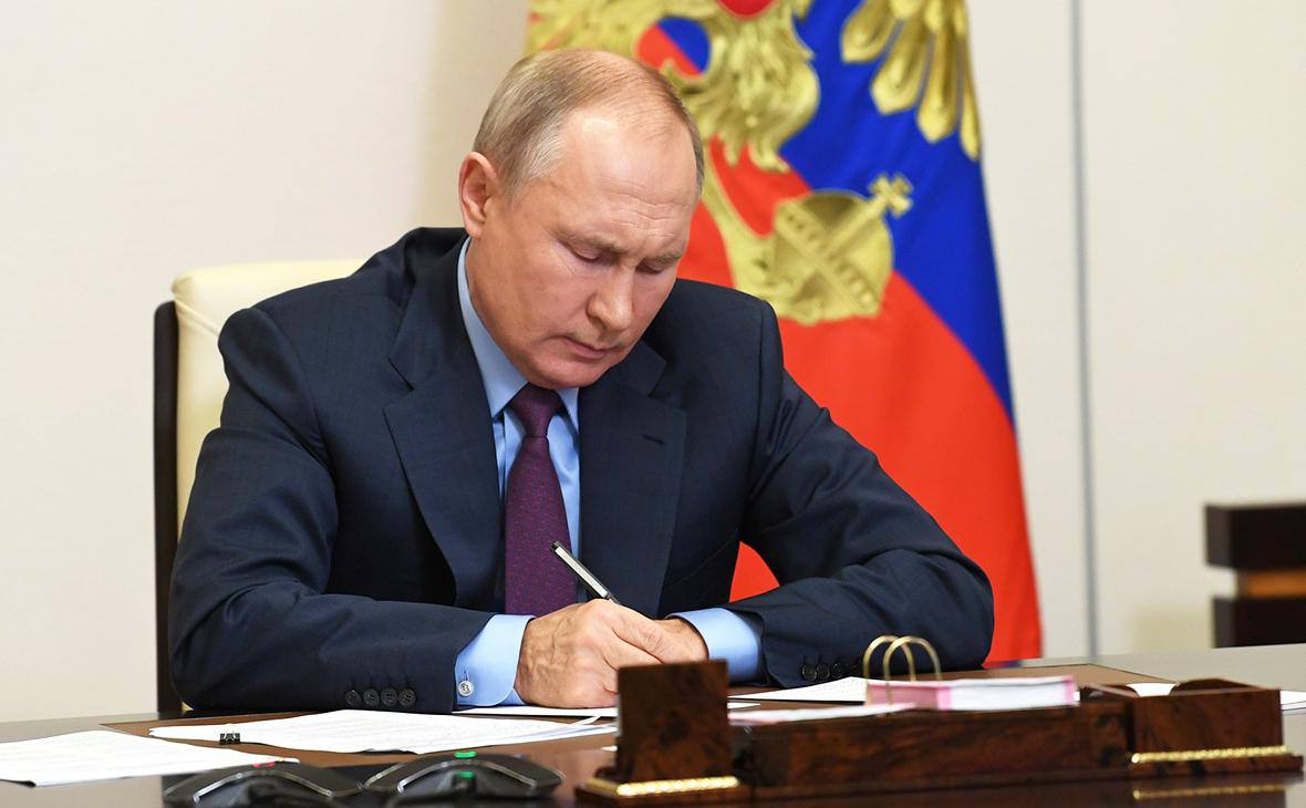 Россия продлила безвизовый режим для граждан Китая до 2027 года
