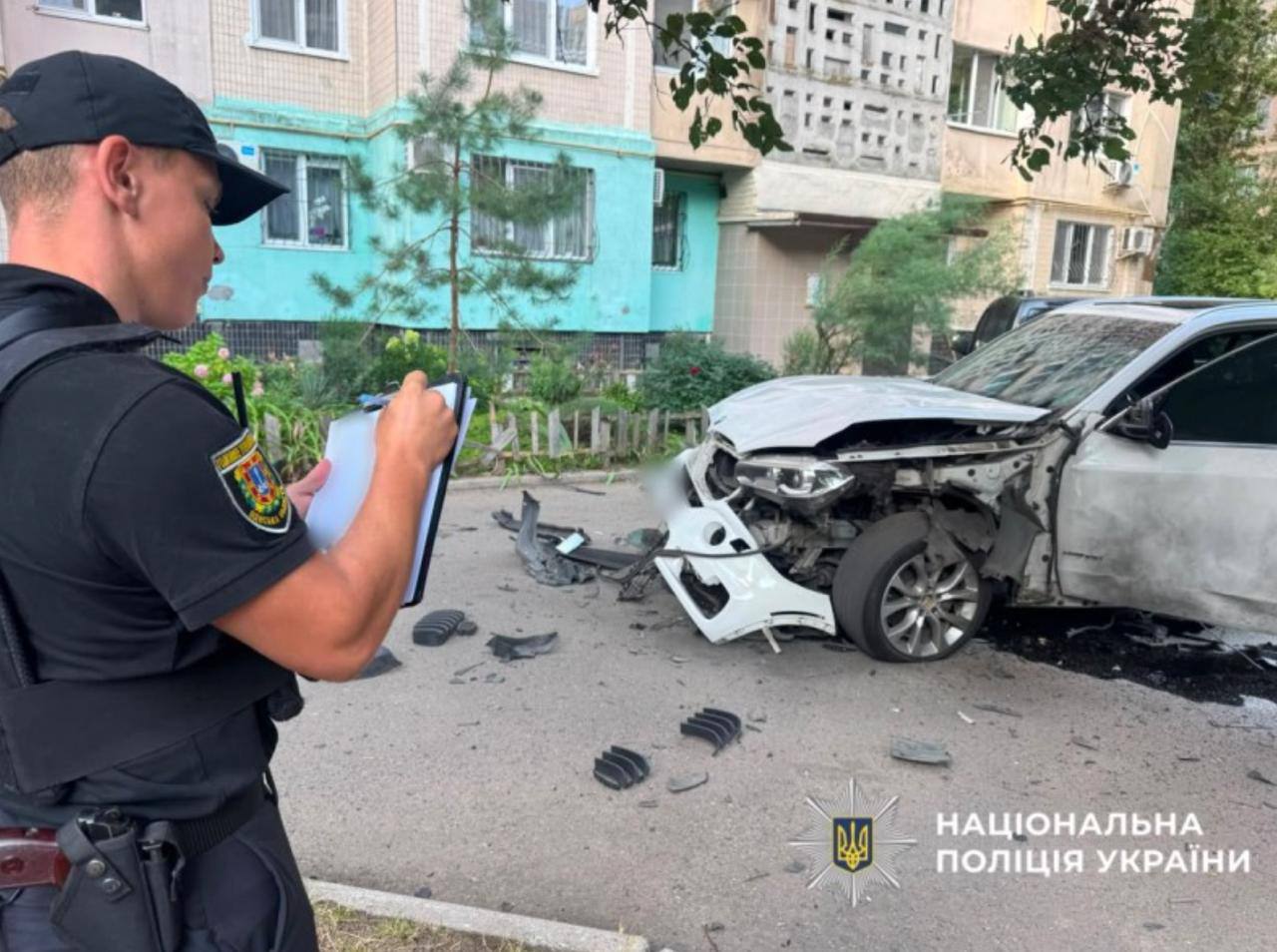 В Одессе взорвался BMW X5 военнослужащего