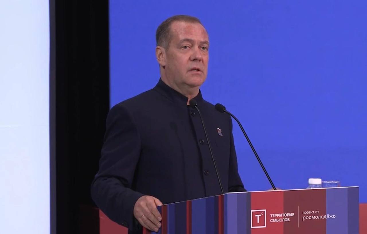 Медведев: Россия на важной точке завершения СВО