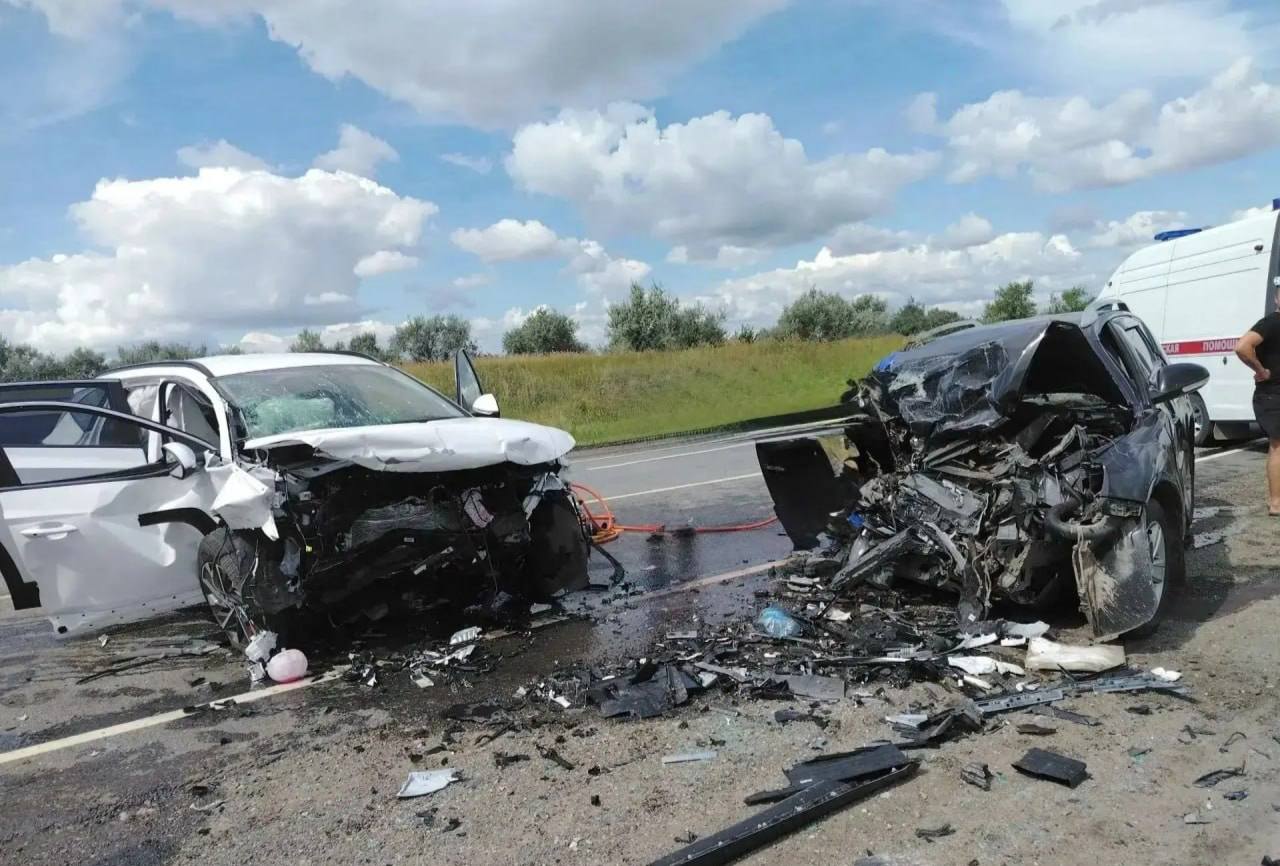 Два человека, включая ребенка, погибли в ДТП в Самарской области