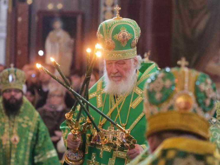 Патриарх Кирилл назвал создание ядерного оружия божественным замыслом