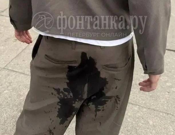 Петербурженка ударила ножницами парня, вернувшего ей сумку