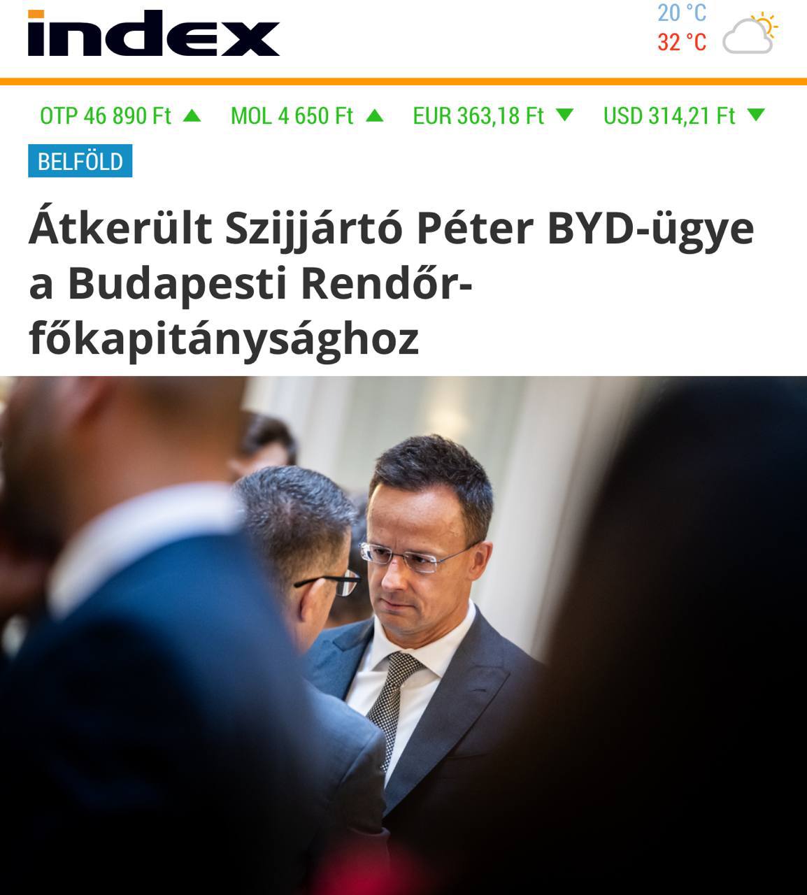 Экс-главе МИД Венгрии грозит до трех лет тюрьмы по делу о взятке