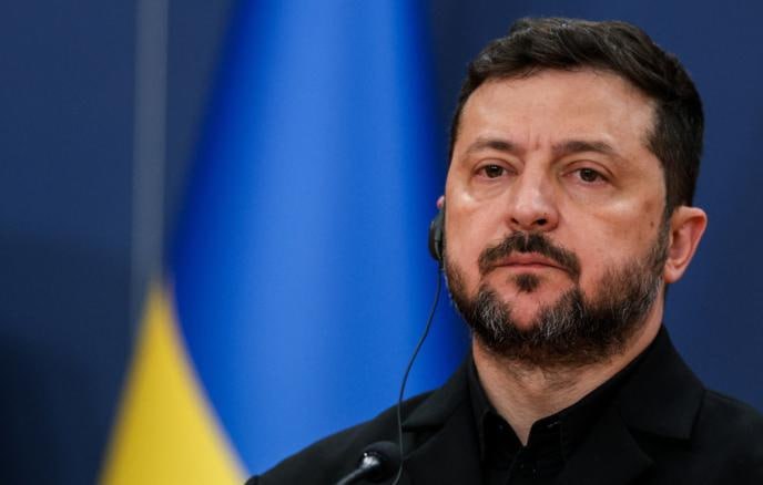 Зеленский: Украина вступает в зиму без целых ТЭС