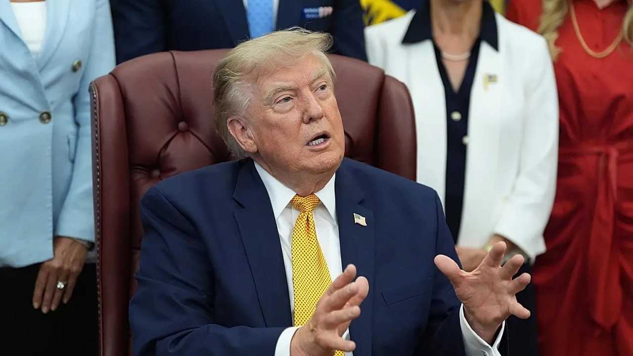 Трамп: США ведут с Ираном переговоры вполсилы из-за экономических проблем