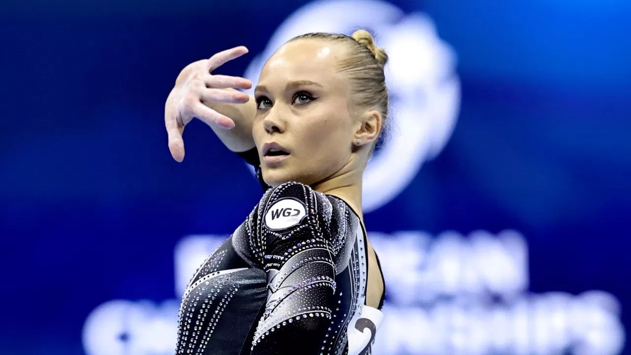Россиянки выиграли командное многоборье на ЧЕ по спортивной гимнастике