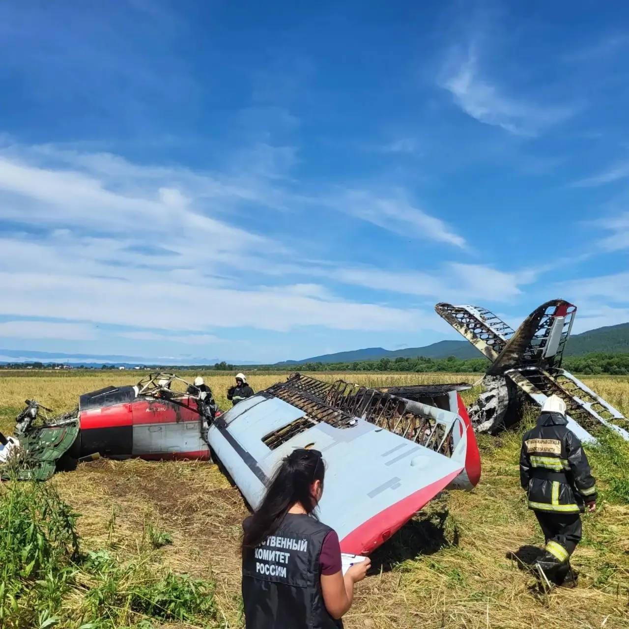 На Сахалине самолёт Ан-3 совершил аварийную посадку и загорелся