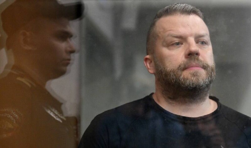 Экс-главу ГВСУ приговорили к шести годам за махинации с томографом