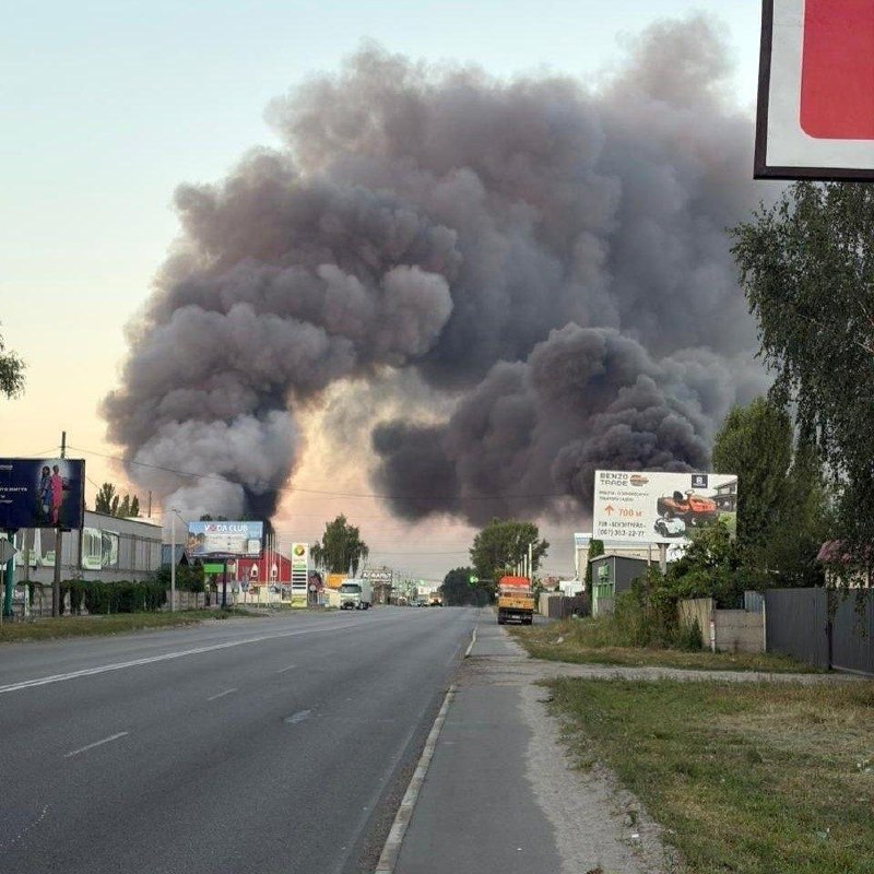 ВС РФ нанесли удар по складам «Новой почты» под Киевом