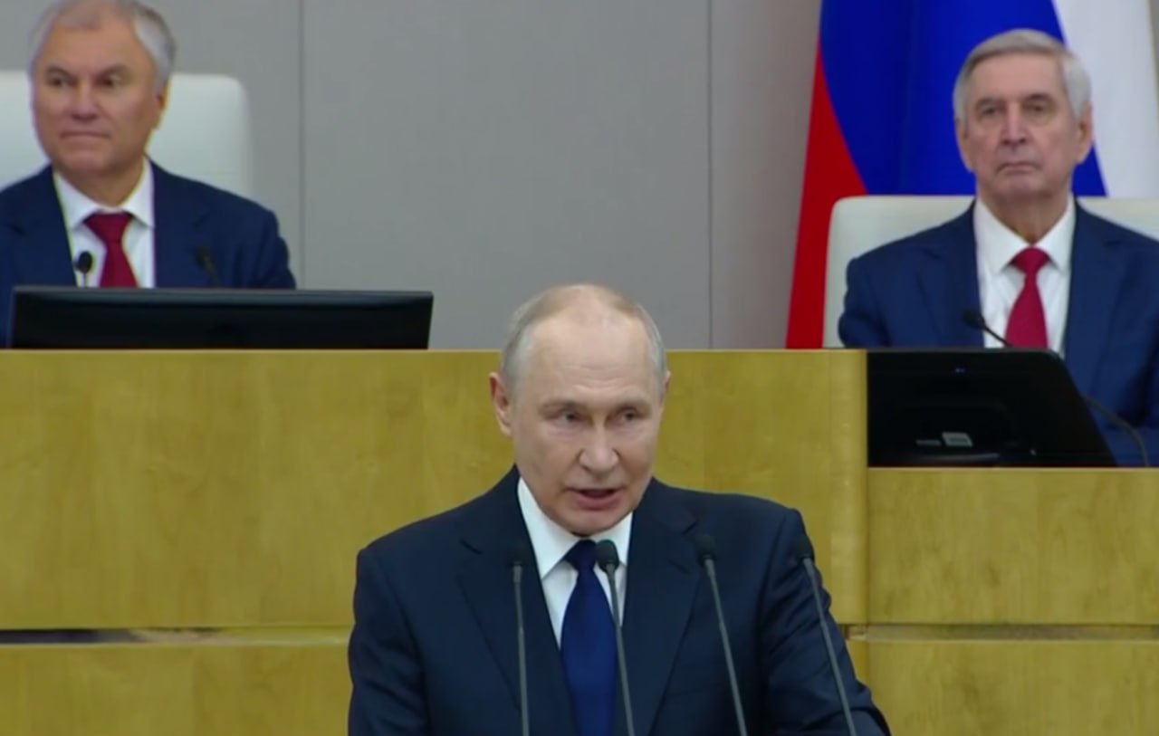 Путин заявил об уверенности экономики России и приоритете качества законов