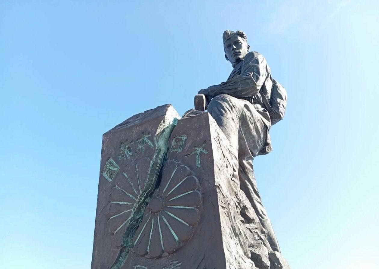 Япония требует демонтажа памятника в Хабаровске
