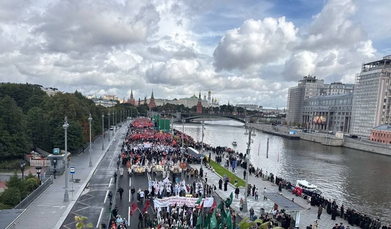 В Москве начался Общемосковский крестный ход