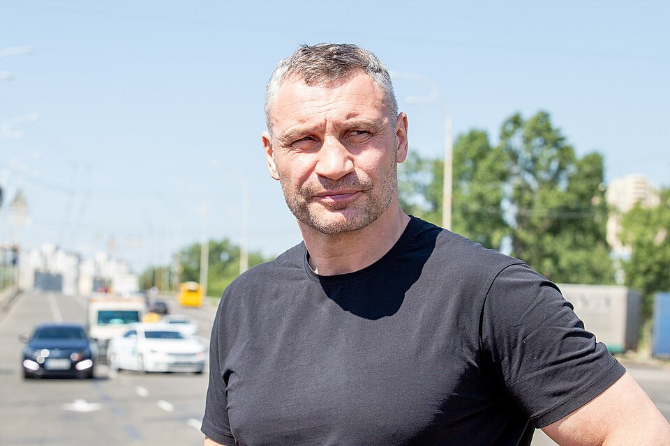 Киев с 10 сентября сокращает комендантский час и ограничивает мероприятия