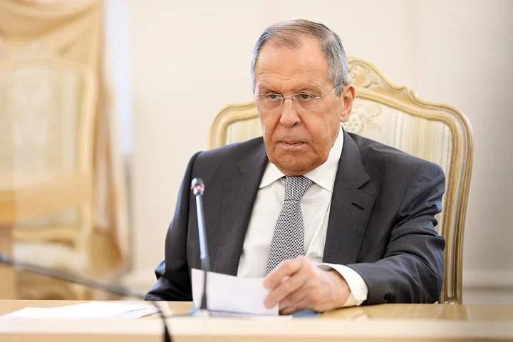 Лавров: Запад не давал Украине пойти на мир
