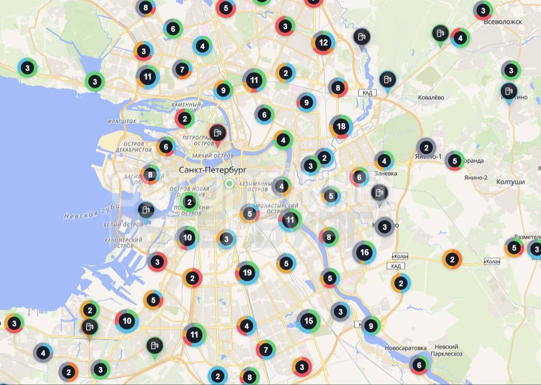 В Петербурге более 20 заправок остались без топлива
