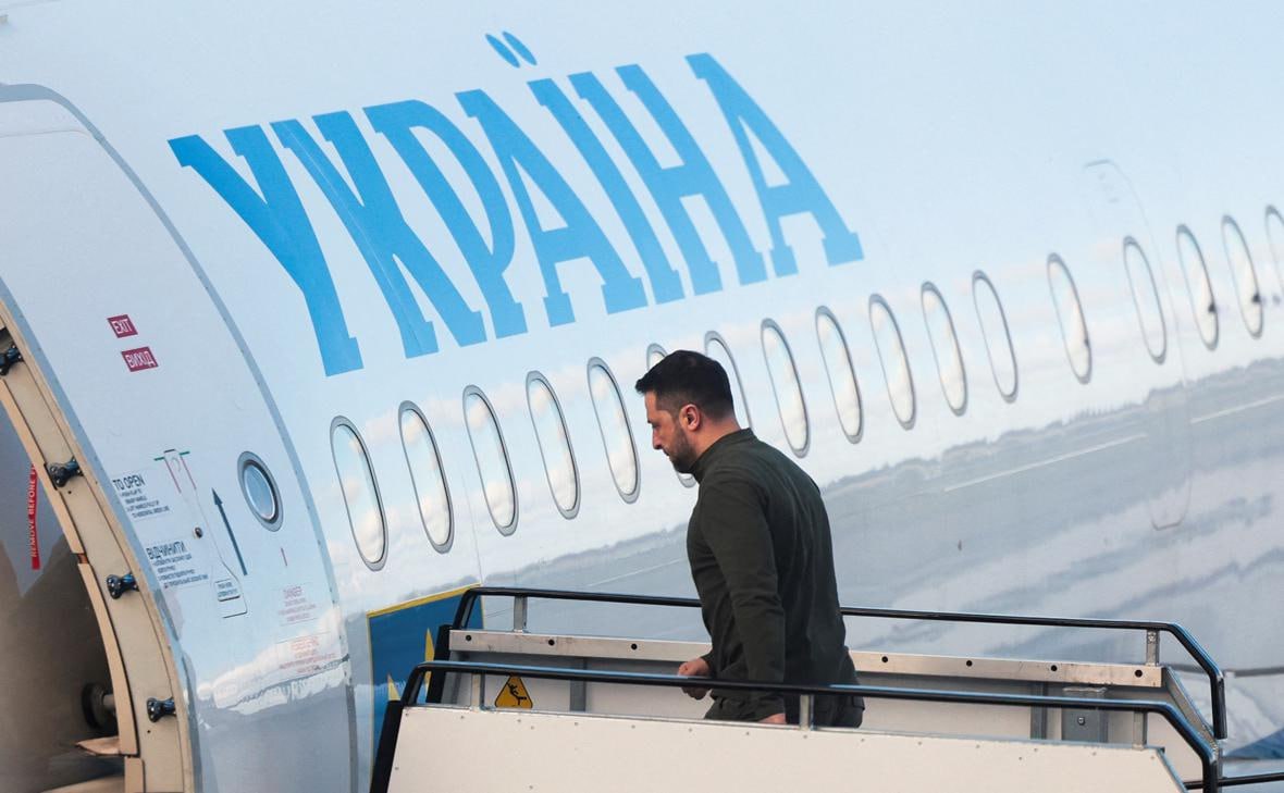 Самолет Зеленского едва не сбит дроном в Молдове