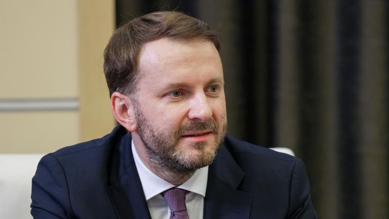 Орешкин: активное использование ИИ снижает уровень образования у детей