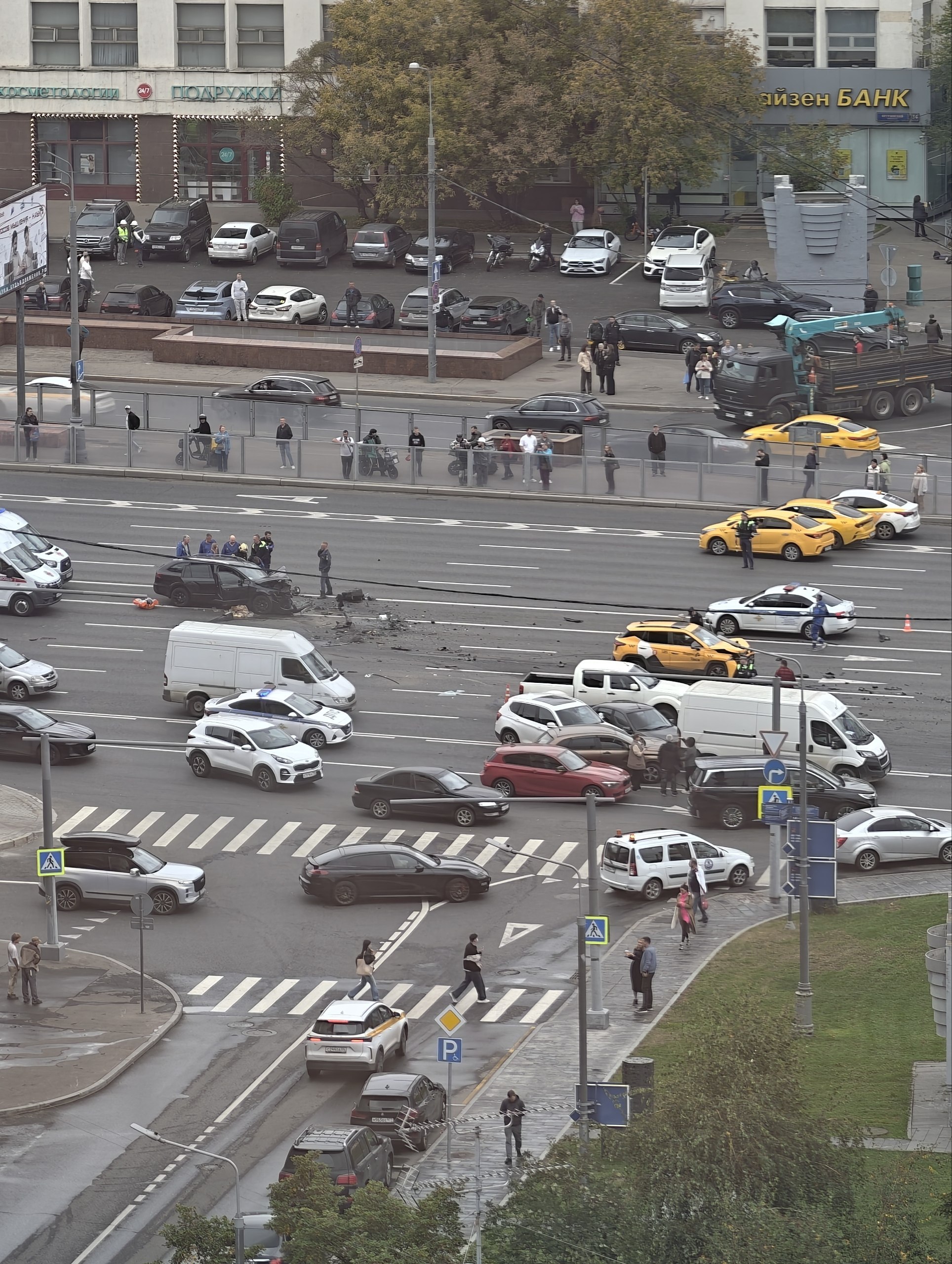 Массовое ДТП на Кутузовском проспекте в Москве