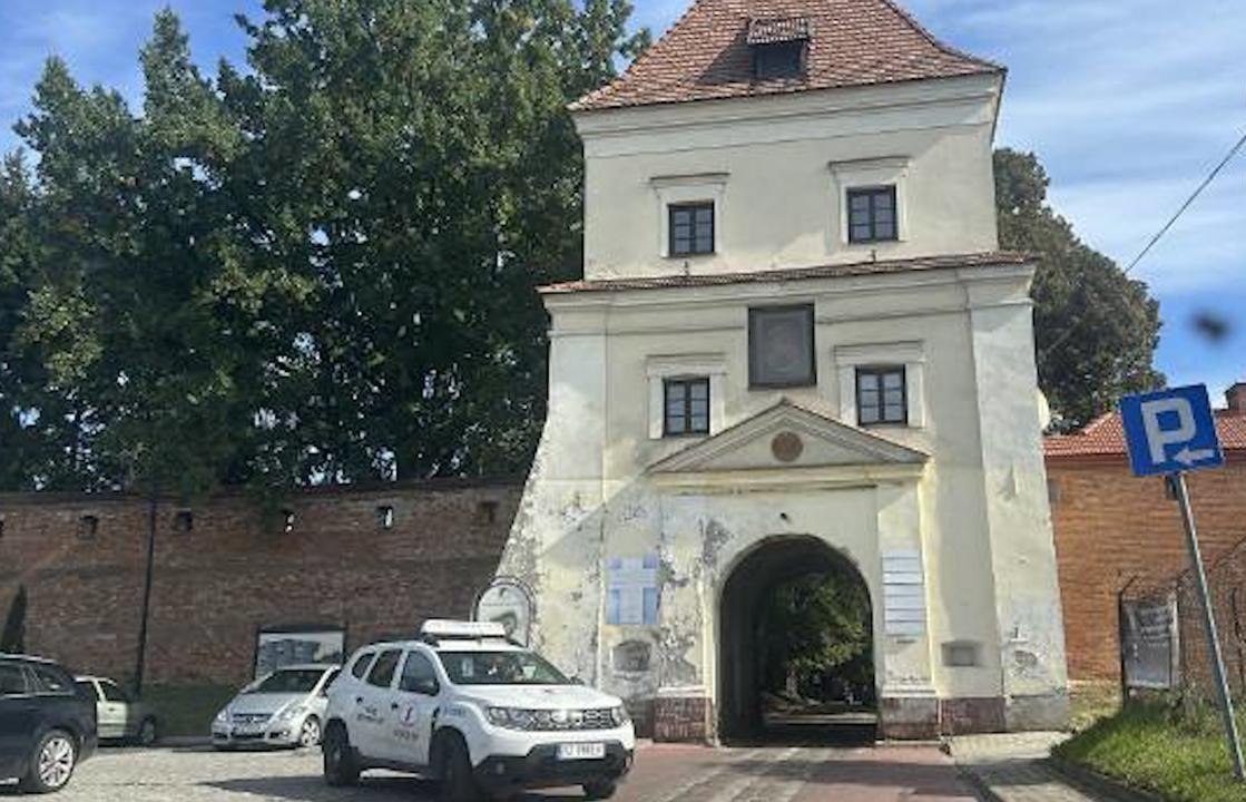 В польском Ярославе мужчина ранил ножом пять человек в монастыре