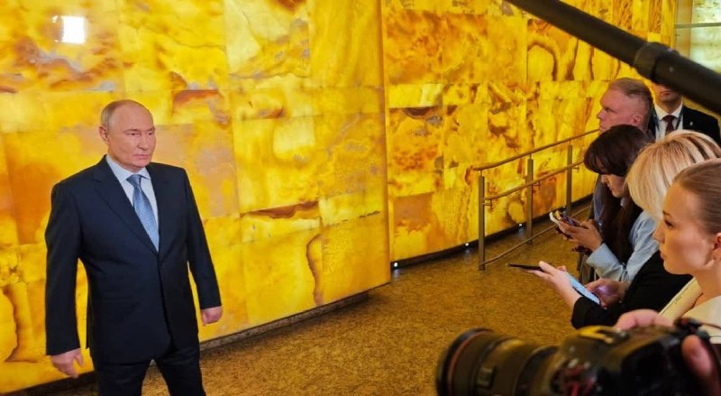 Путин назвал заявления главы Минобороны Эстонии политической клоунадой