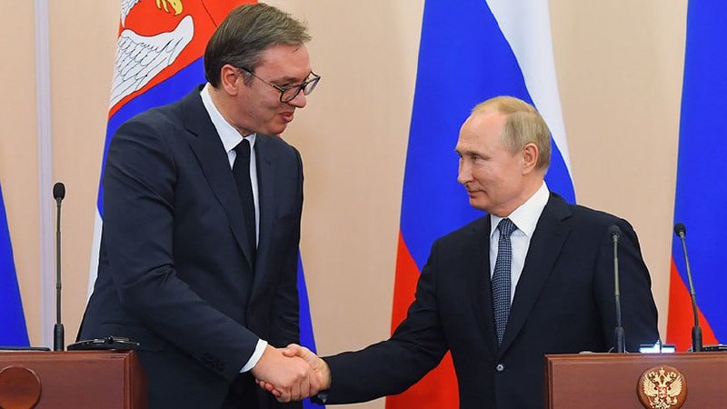 Путин провёл телефонный разговор с президентом Сербии Вучичем