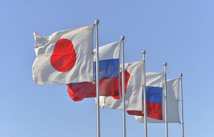 Япония расширила санкции против России