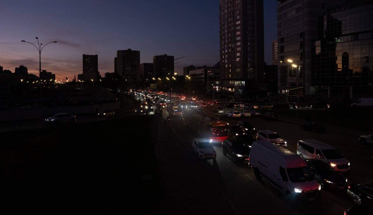 В Киеве образовались многочисленные пробки