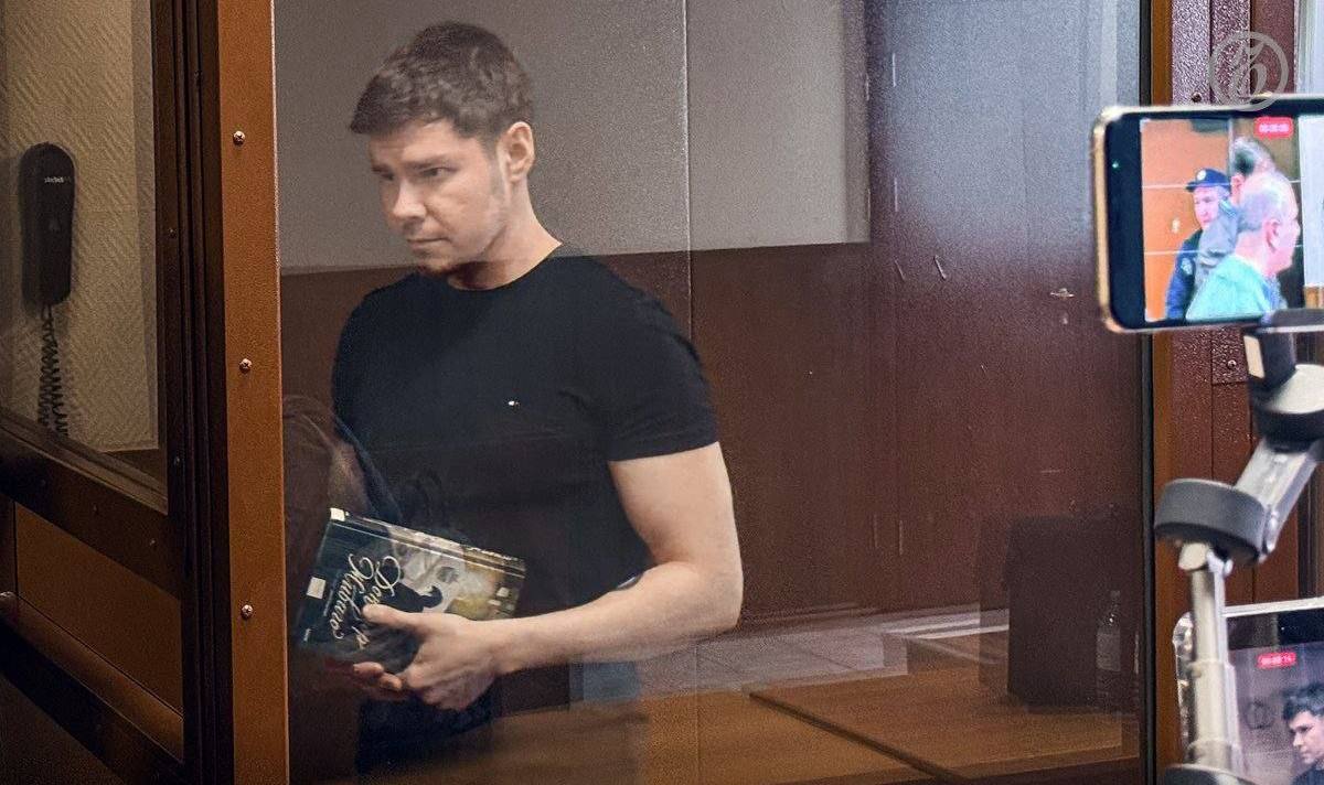 Мосгорсуд сократил срок блогеру Шабутдинову до шести лет