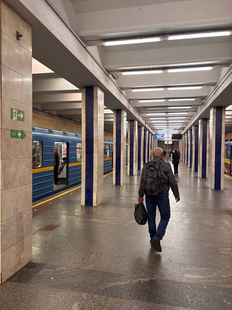 В Киеве остановился общественный транспорт из-за перебоев с электричеством