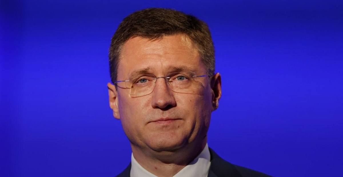 Новак поручил ускорить меры по снабжению регионов топливом