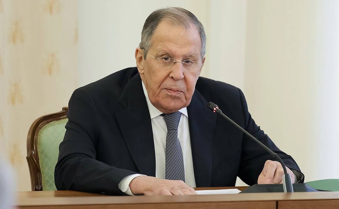 Лавров: Зеленский бросил вызов Трампу, заявив о продолжении ударов по НПЗ