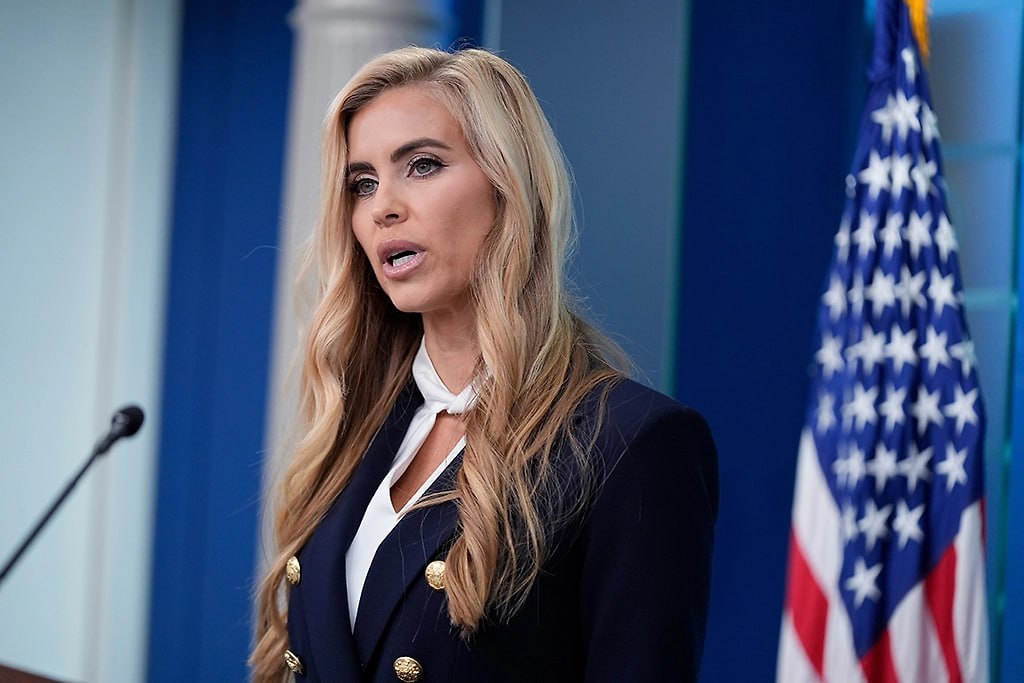 Трамп уволил пресс-секретаря Белого дома через пять дней после назначения