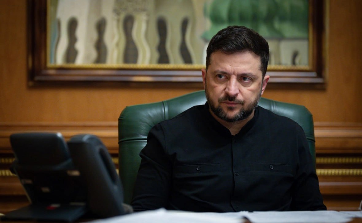 Зеленский заявил о готовности к переговорам в любом формате