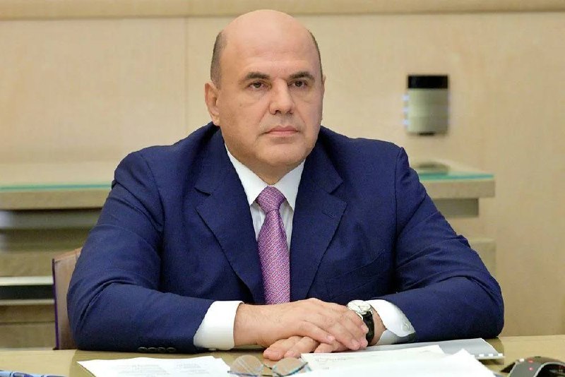 Мишустин анонсировал увеличение срока больничного по уходу за ребенком