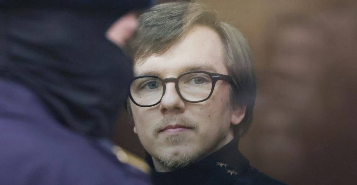 Экс-коммерческий директор Собчак Суханов освобожден по УДО