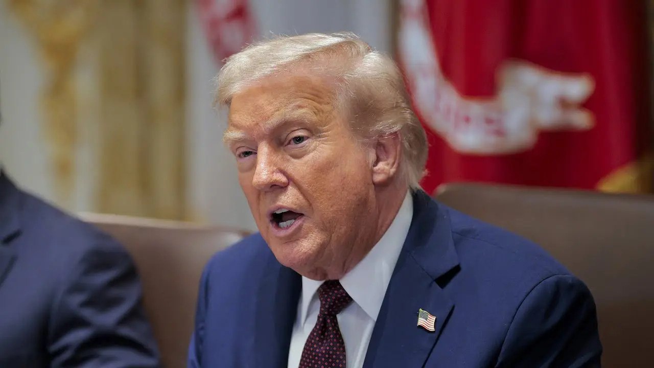 Трамп заявил о праве баллотироваться на третий срок из-за фальсификаций