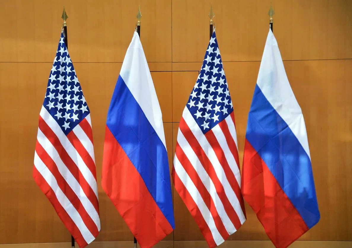 Песков сообщил о рабочих контактах между Россией и США