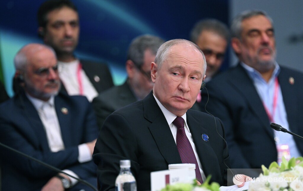 Путин призвал прекращать конфликты и снимать санкции для стабильности рынков