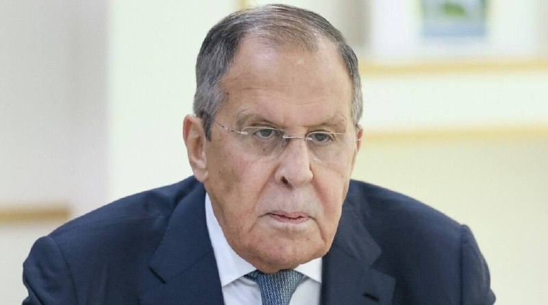 Лавров заявил о нарастании информационной войны Запада против России