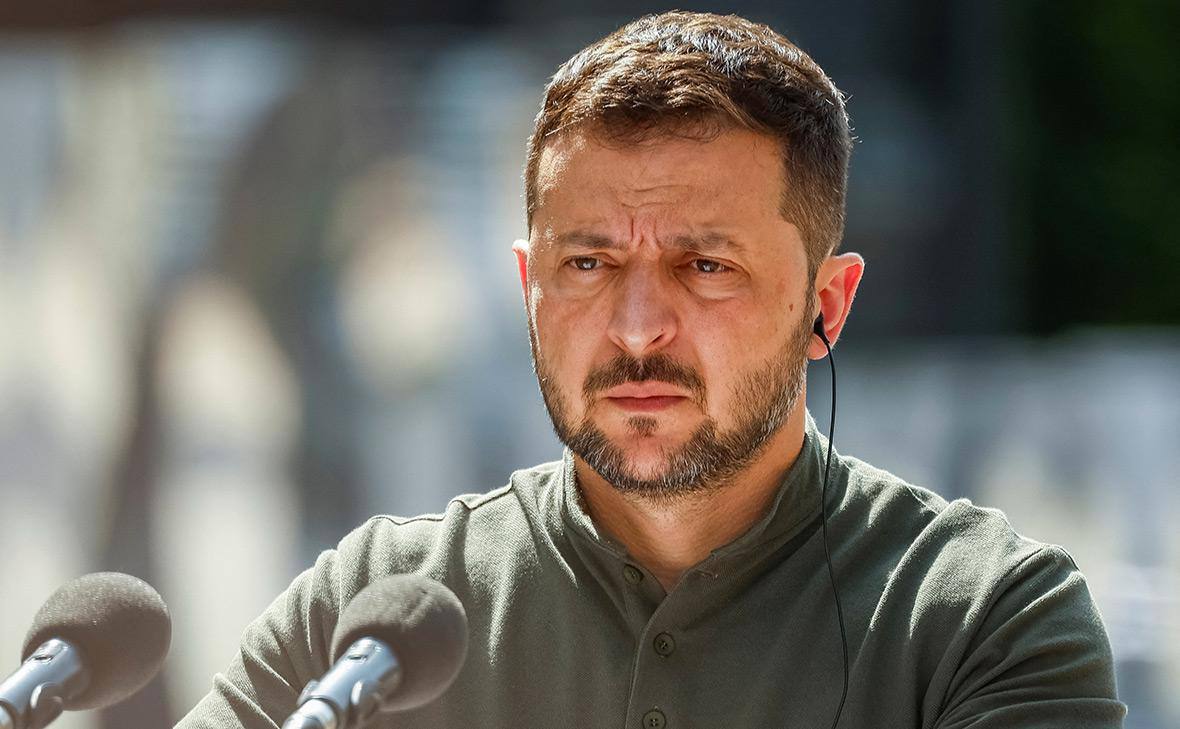 Зеленский заявил, что Украина не атакует суда с российским дизелем для США